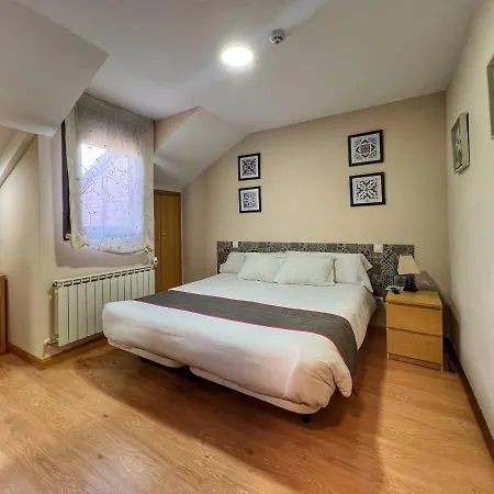 Vendégház La Colmena 3*