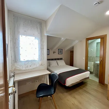 Vendégház La Colmena 3*